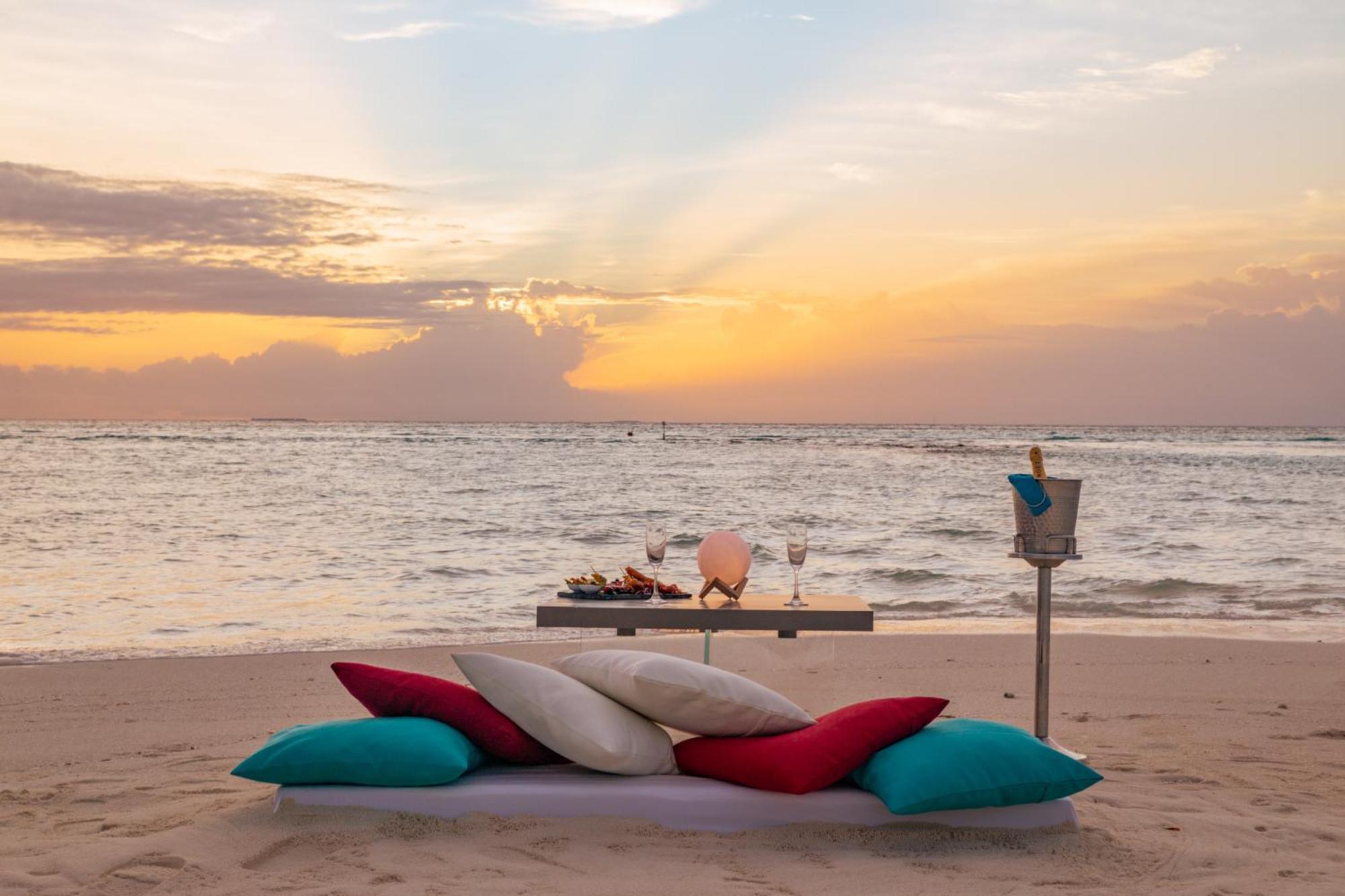You & Me Maldives - Adults Only - Premium All-Inclusive Muravandhoo Eksteriør billede